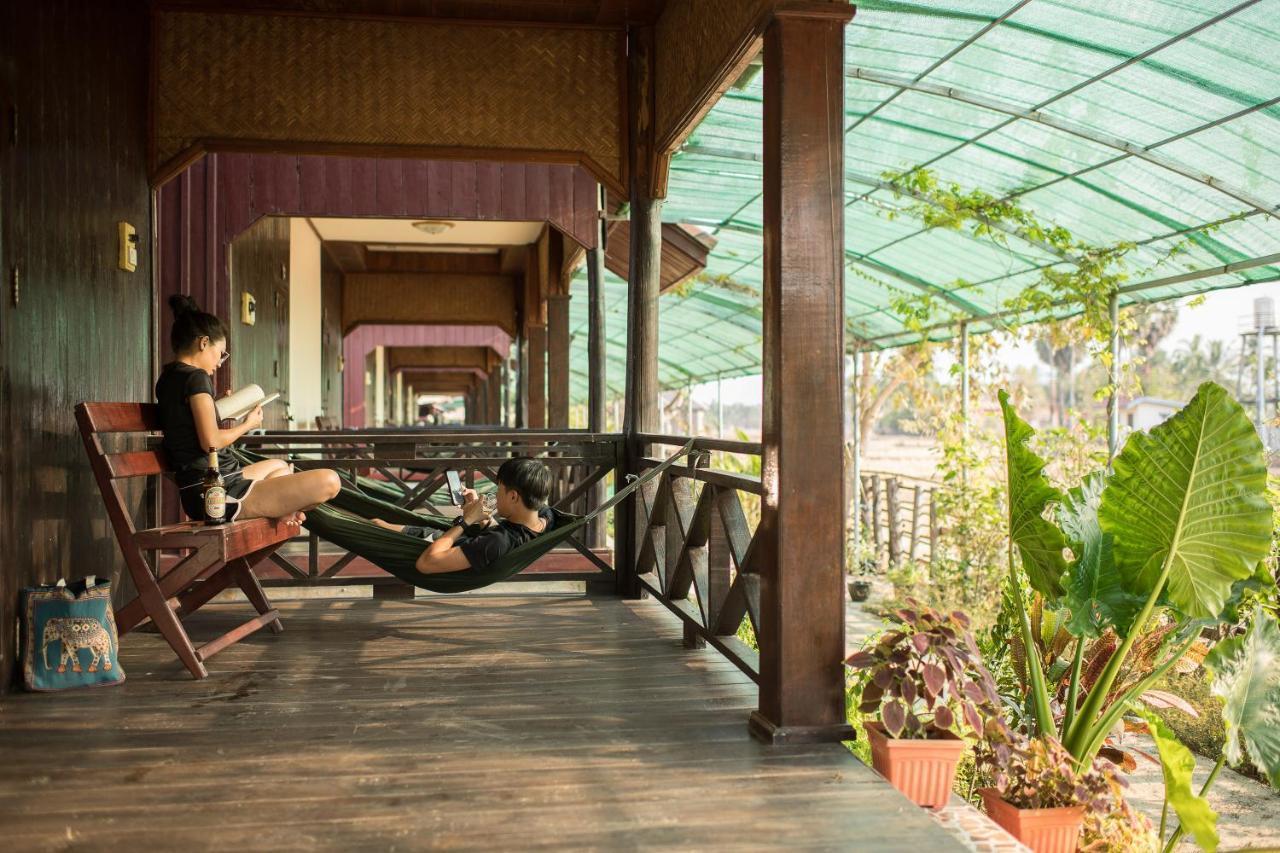 Chanhthida Guesthouse And The River Front Restaurant Ban Khon 外观 照片